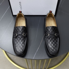 Gucci Leather Shoes